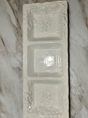 Century vintage 3 compartment dish. 17 x 7 in white with grapes